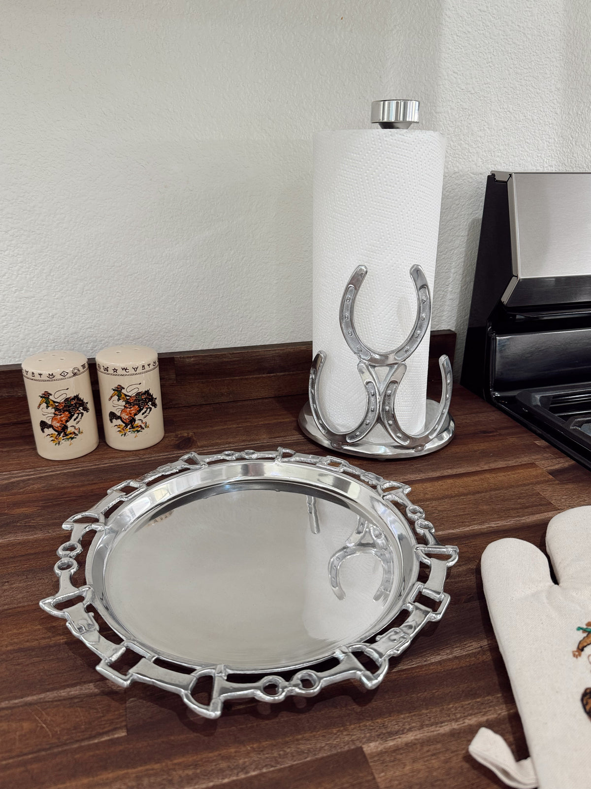 The Horseshoe Paper Towel Holder