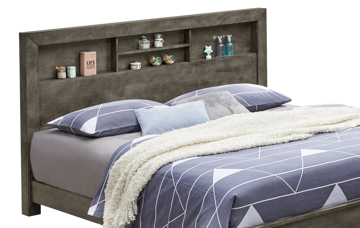 Transitional King-Sized Bed