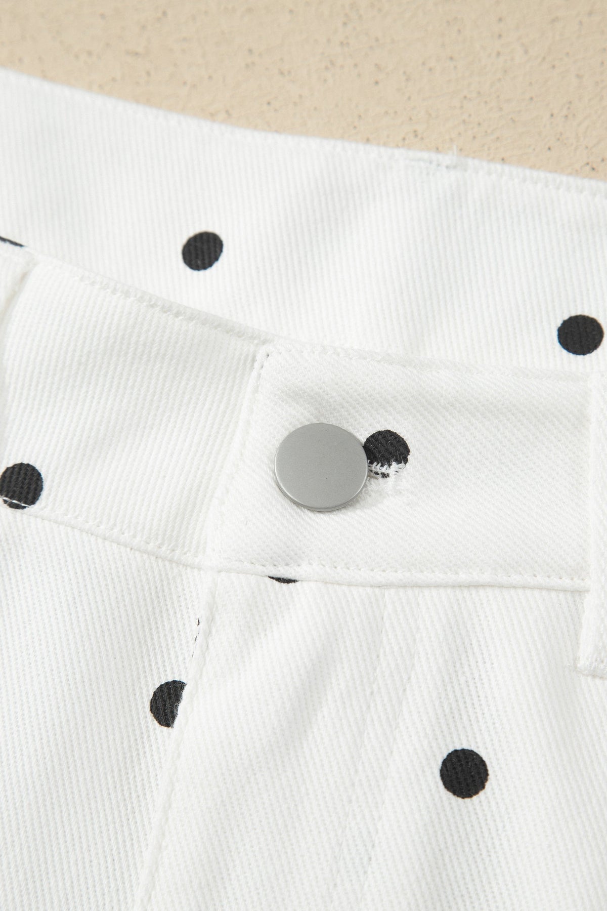 White Polka Dot Print Embroidered Scallop Hem Shorts