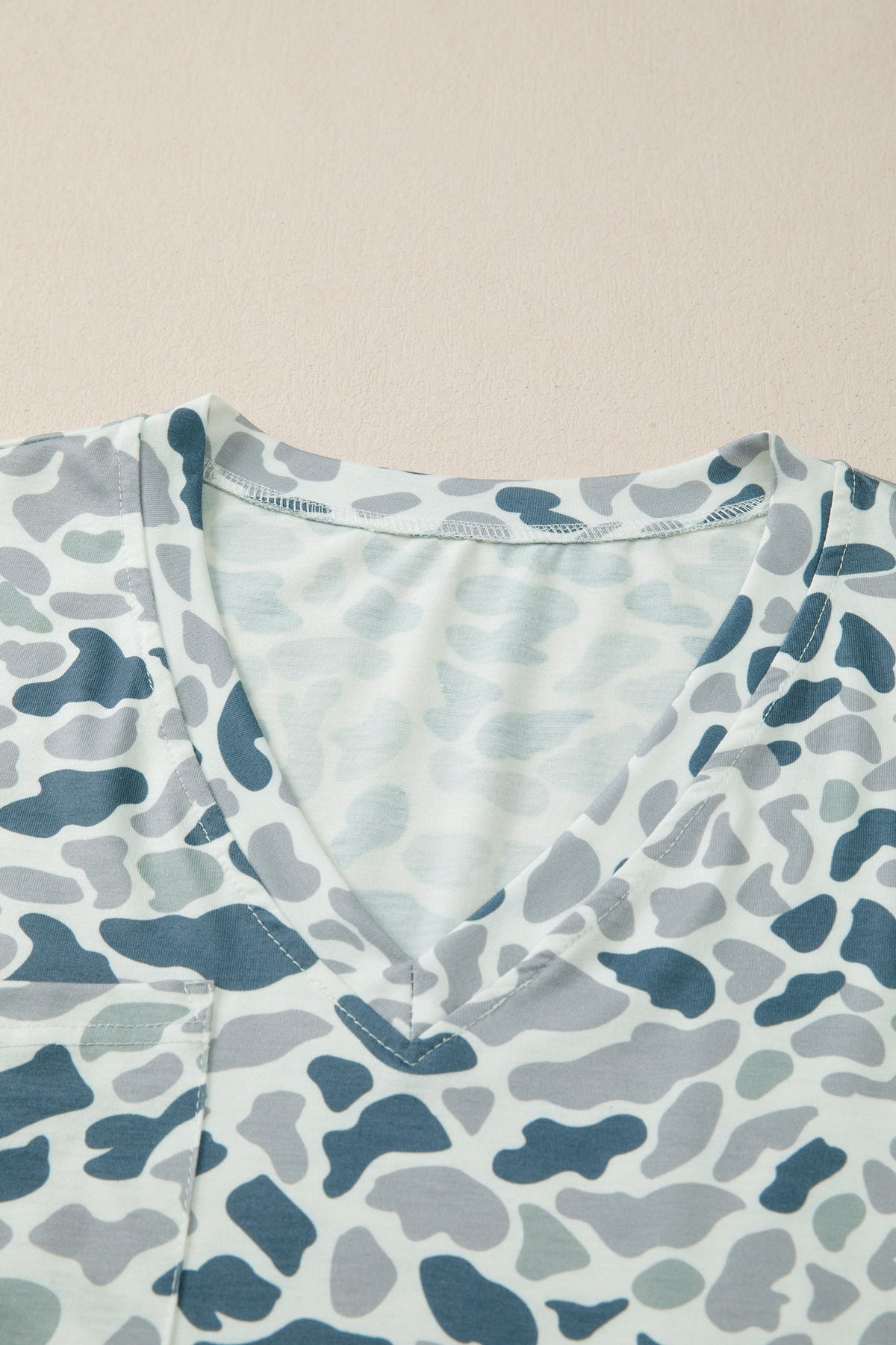 Camo Chest Pocket V-Neck Short Sleeve Tee