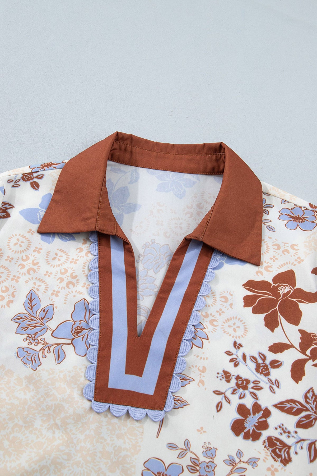 Floral Colorblock Collared V-Neck Long Sleeve Blouse