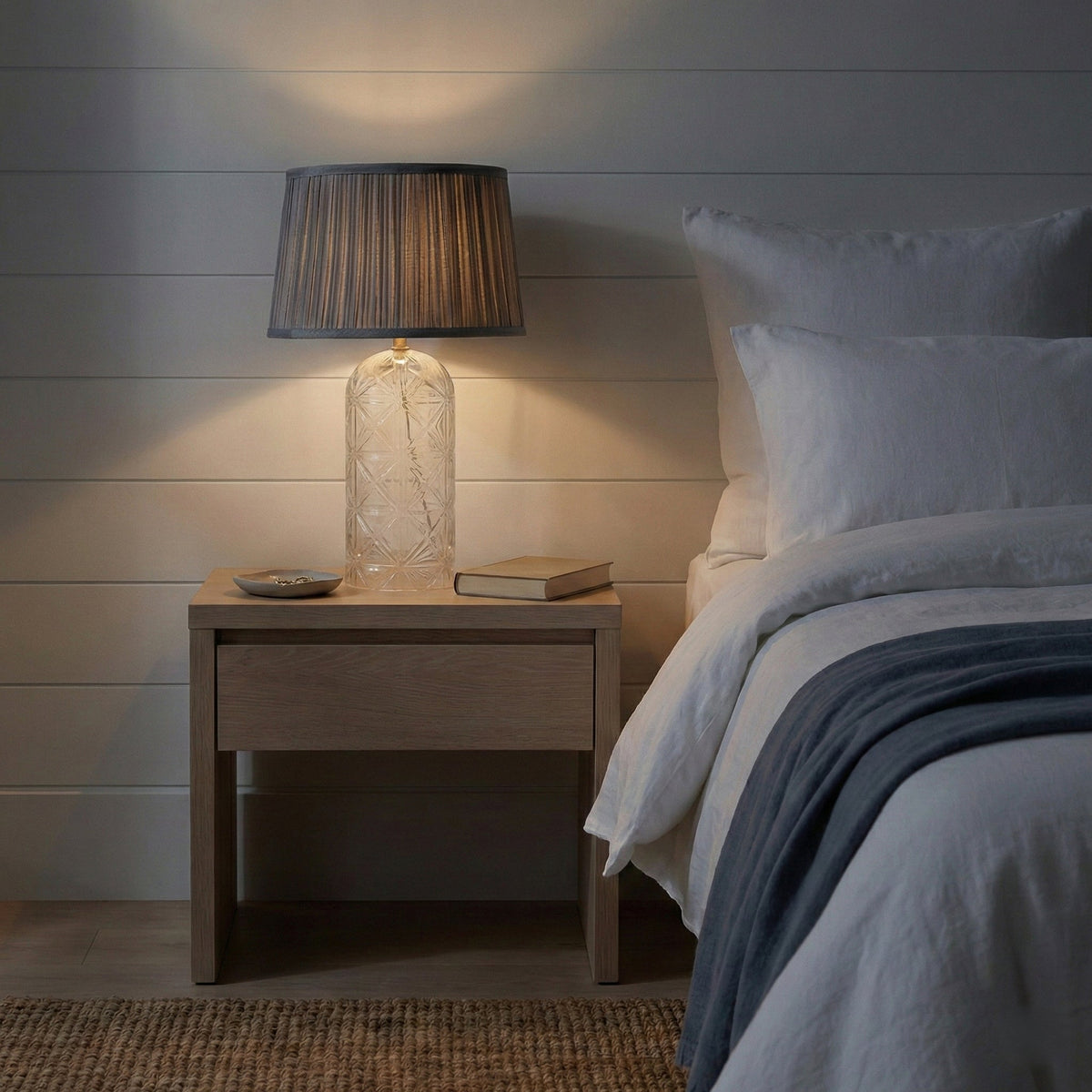 Luxora Table Lamp