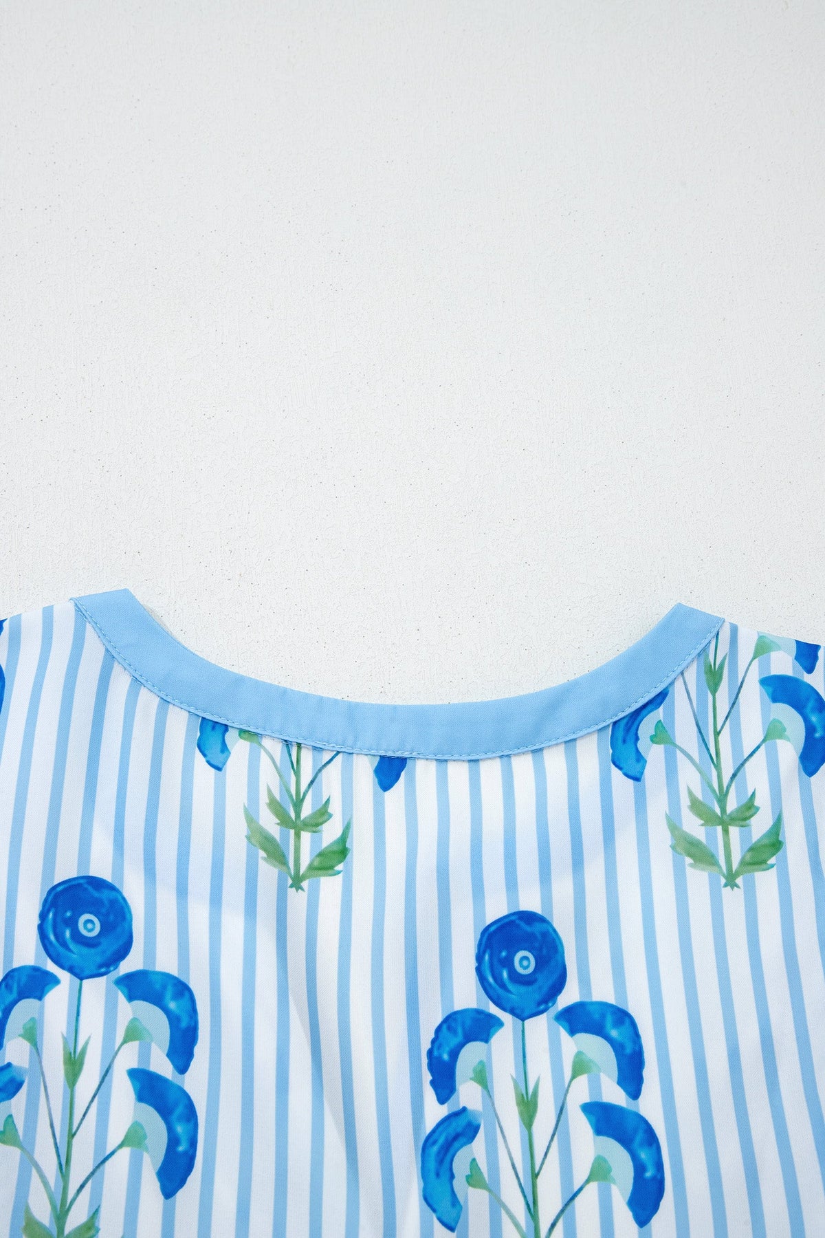 Floral Stripe Tie Notch Puff Sleeve Dress