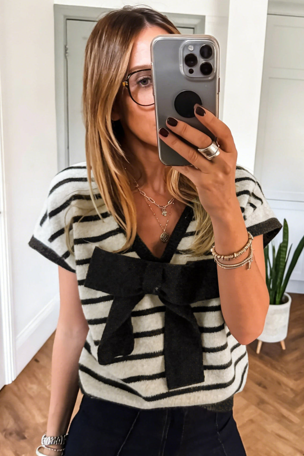 Stripe Bow Applique Short Sleeve Sweater