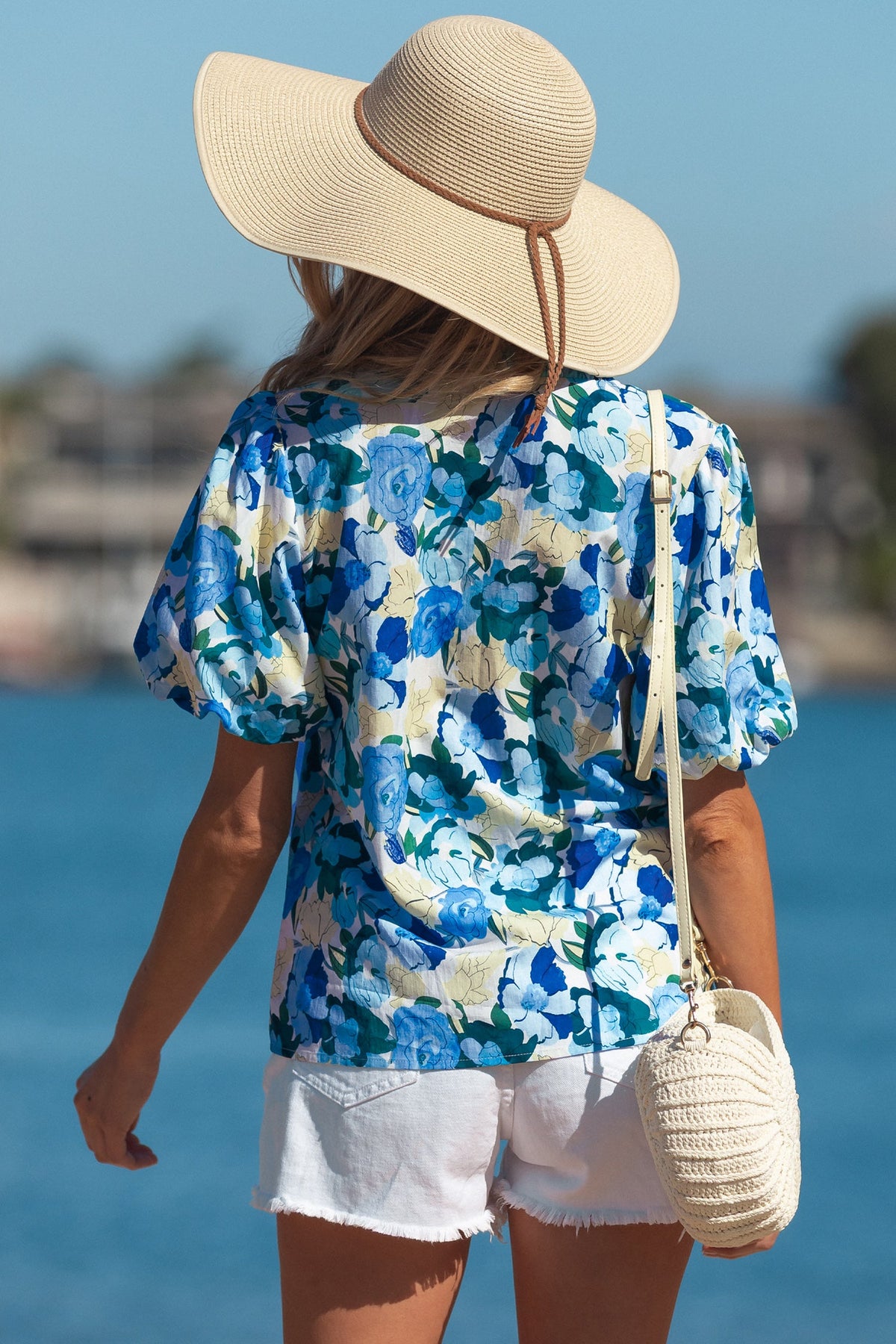 Floral Puff Sleeve V-Neck Short Blouse