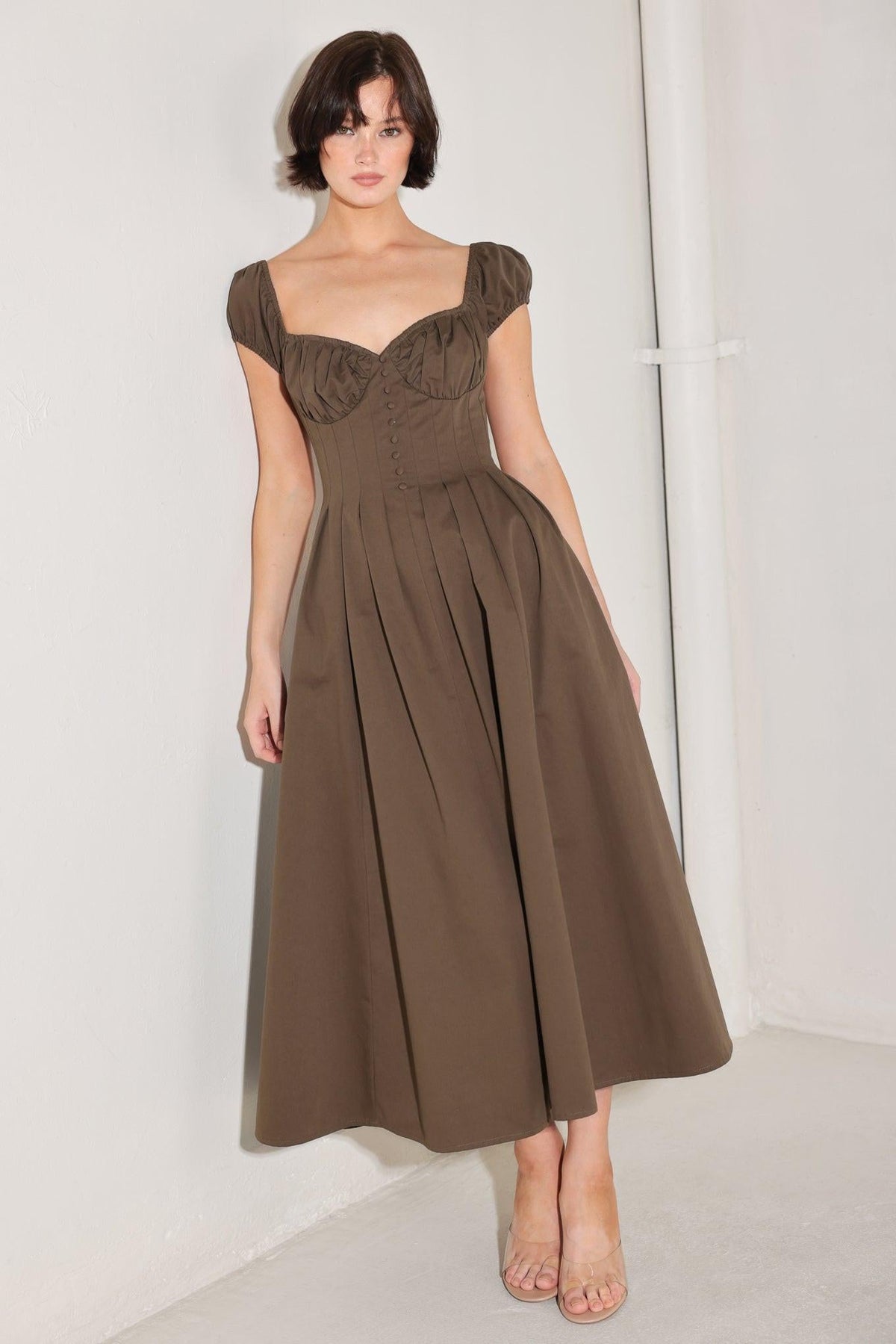 MOCHA MUSE MOMENT WOVEN MIDI DRESS
