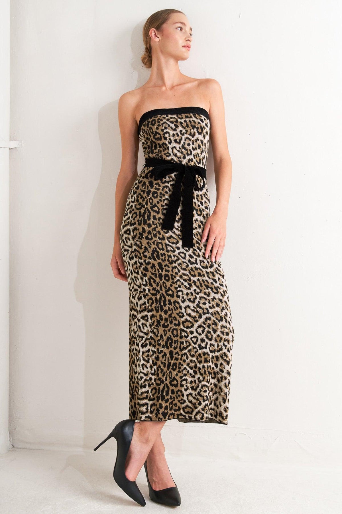 WILD ROMANCE LEOPARD KNIT MIDI DRESS