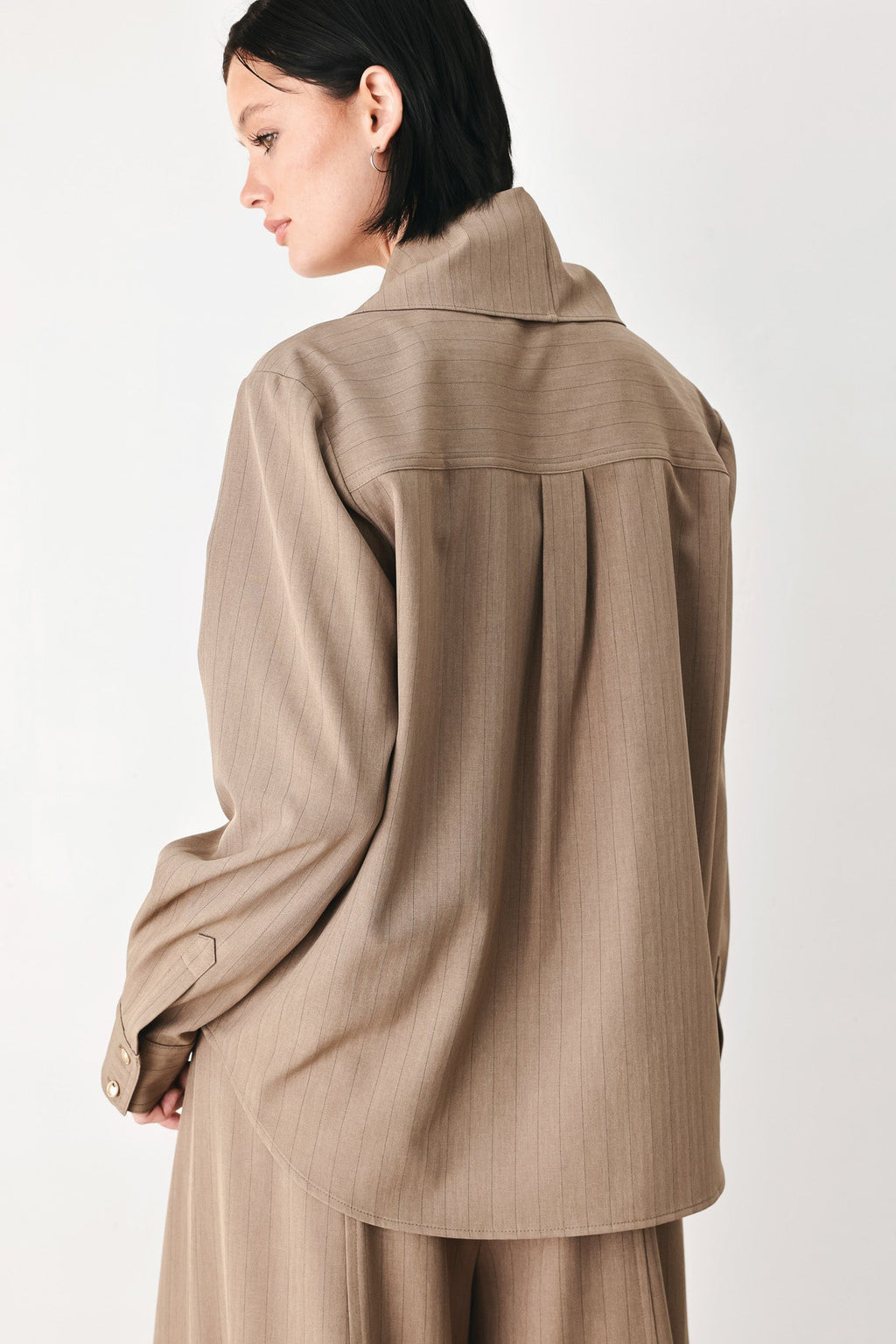 MOCHA MUSE SCARF TIE BUTTON DOWN TOP