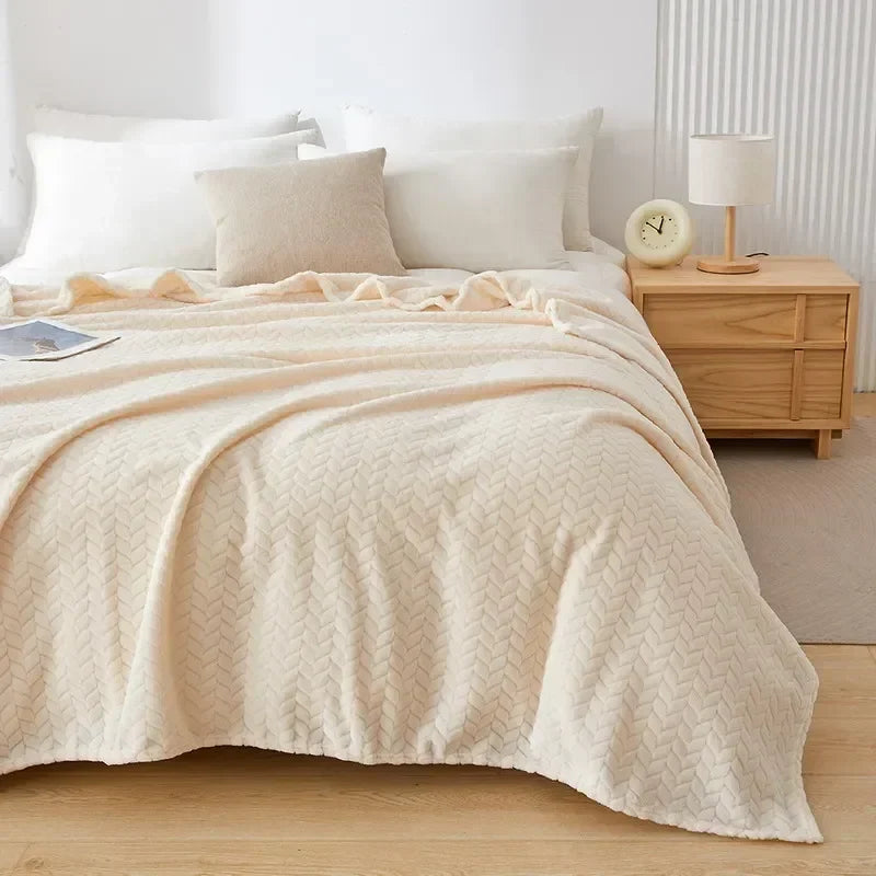 Fluffy Coral Velvet Blanket Flannel Plush Comfortable Thickened and Warm Soft Sofa Throw Blanket for Air-Conditioned Room Luxury