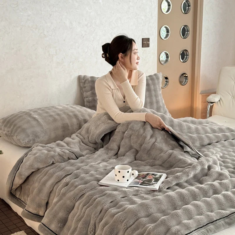 Warm Winter Blanket Milk Velvet Fleece Flannel Soft Thick Plush Blankets for Bed Sofa Single Double Couple Size Fluffy Bedspread