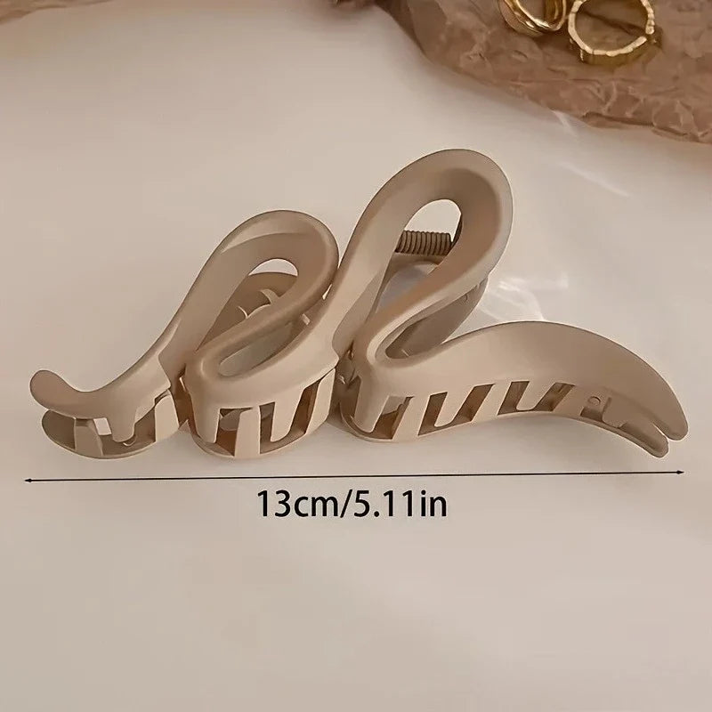 Of 3 Large Matte Wave Hair Clips