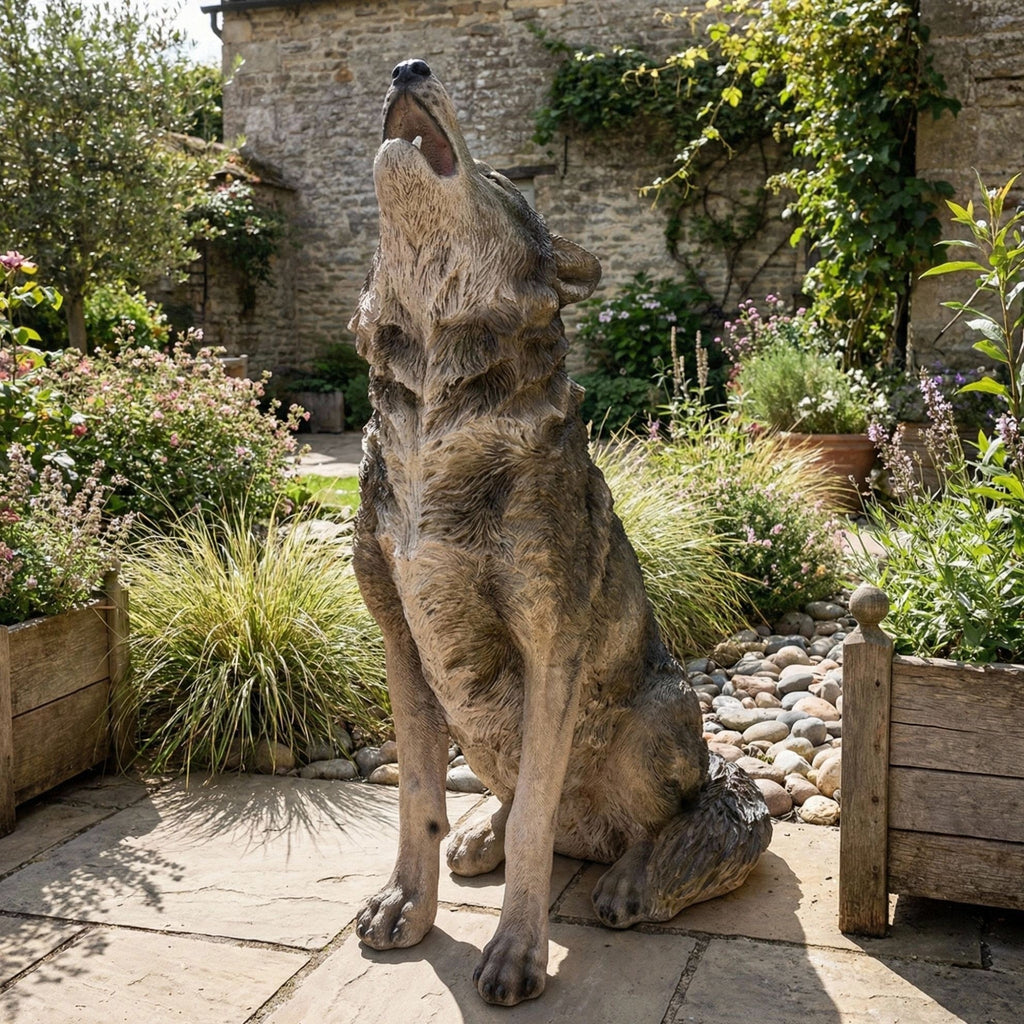 Simulated Howling Wolf Garden Statue
