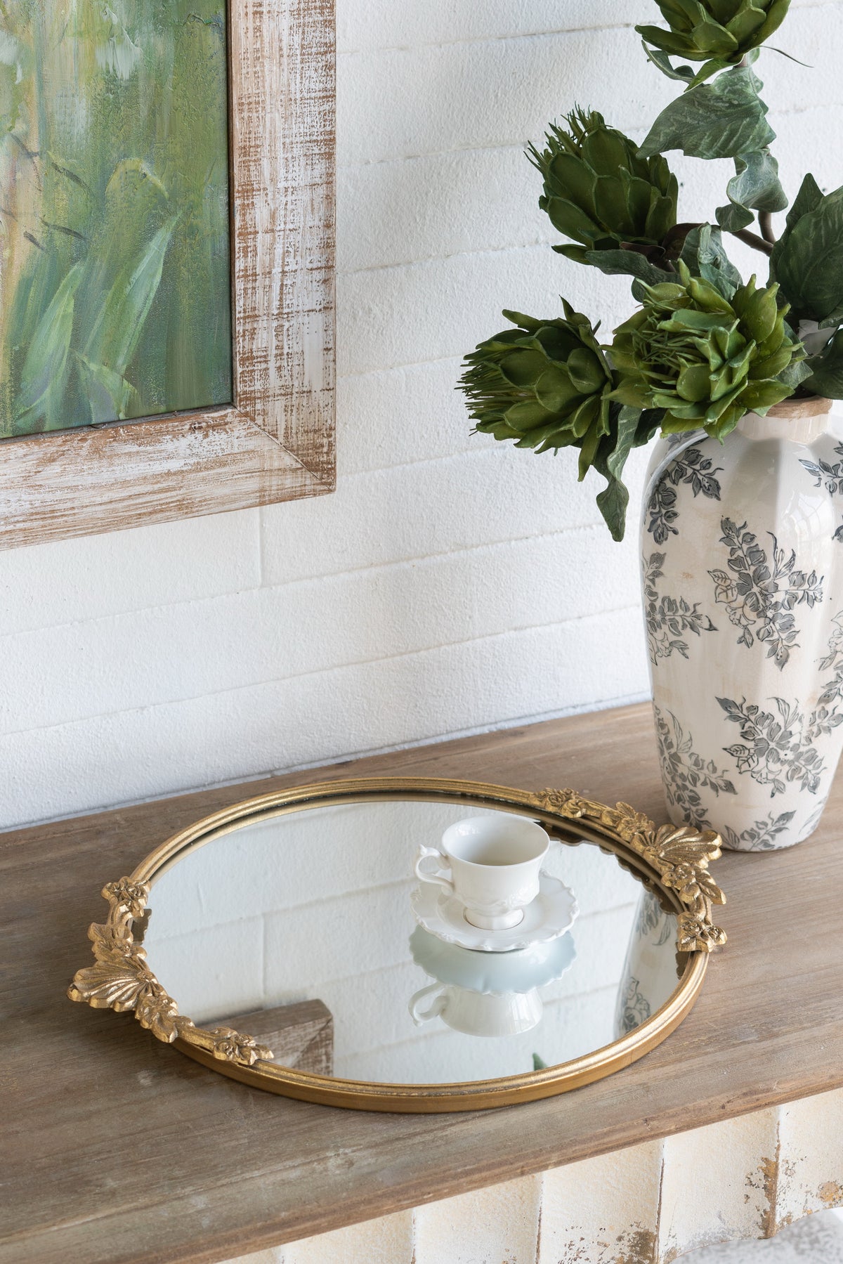 19x16 Round Mirror Tray with Gold Frame