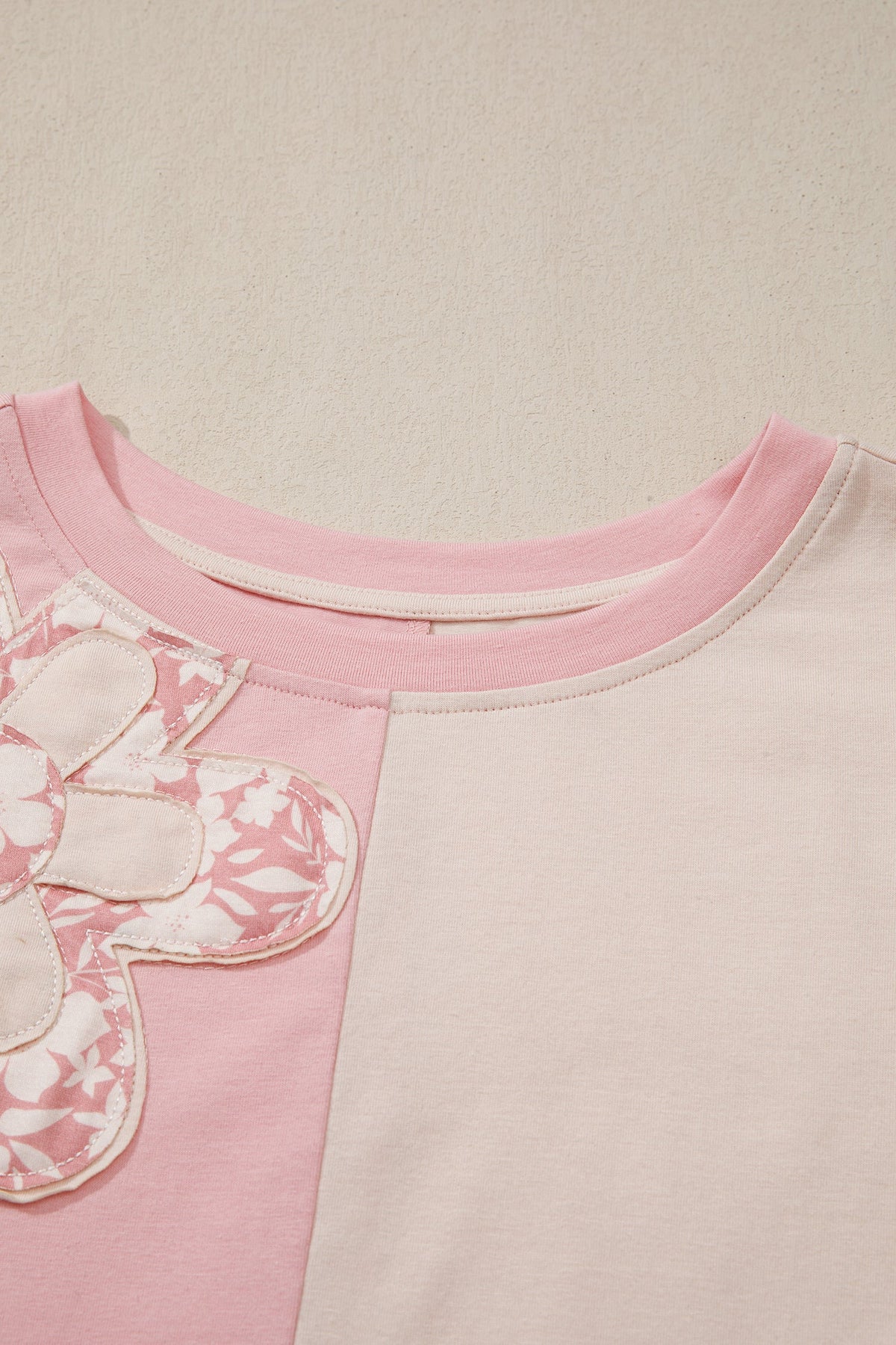 Colorblock Flower Patch Short Sleeve T-Shirt