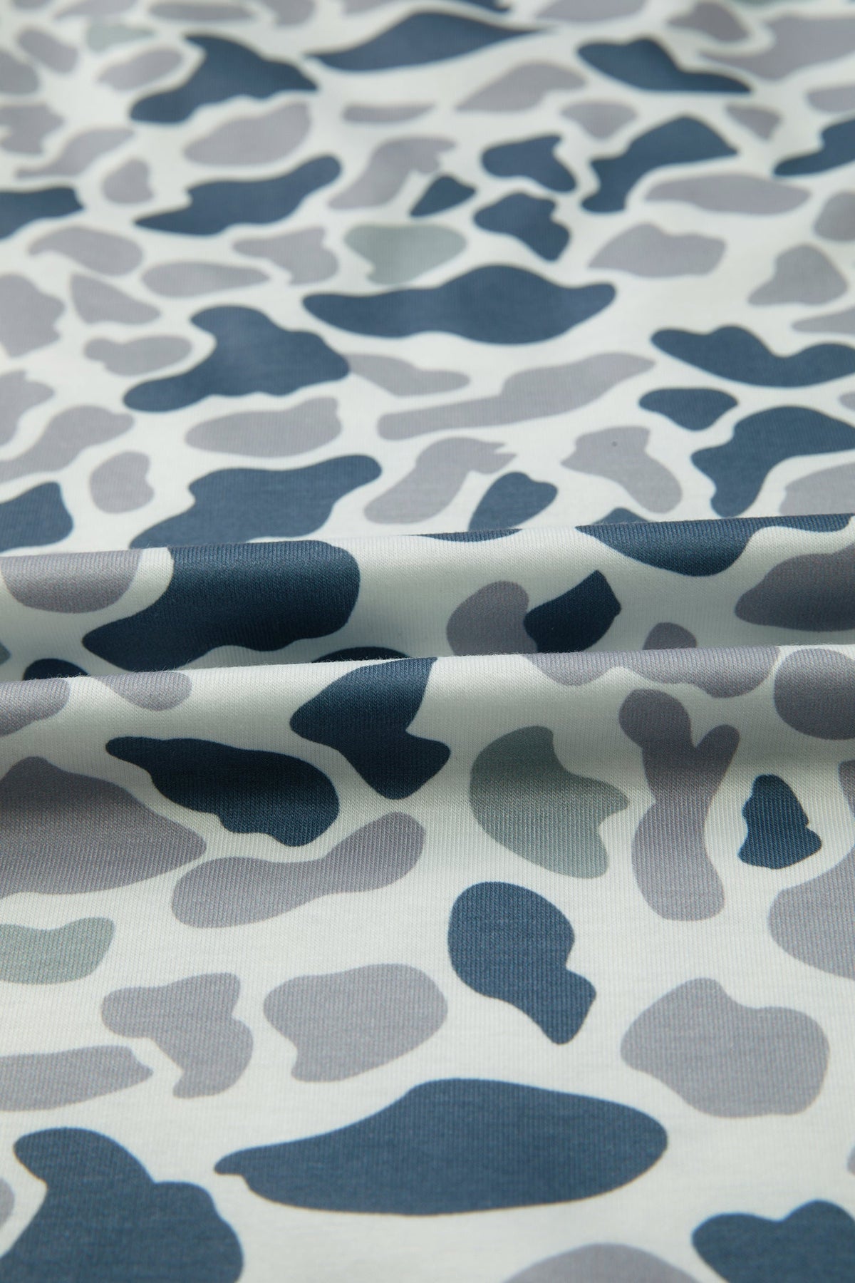 Camo Chest Pocket V-Neck Short Sleeve Tee