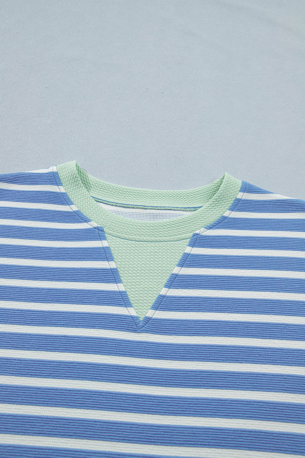 Stripe Contrast Trim Short Sleeve Top