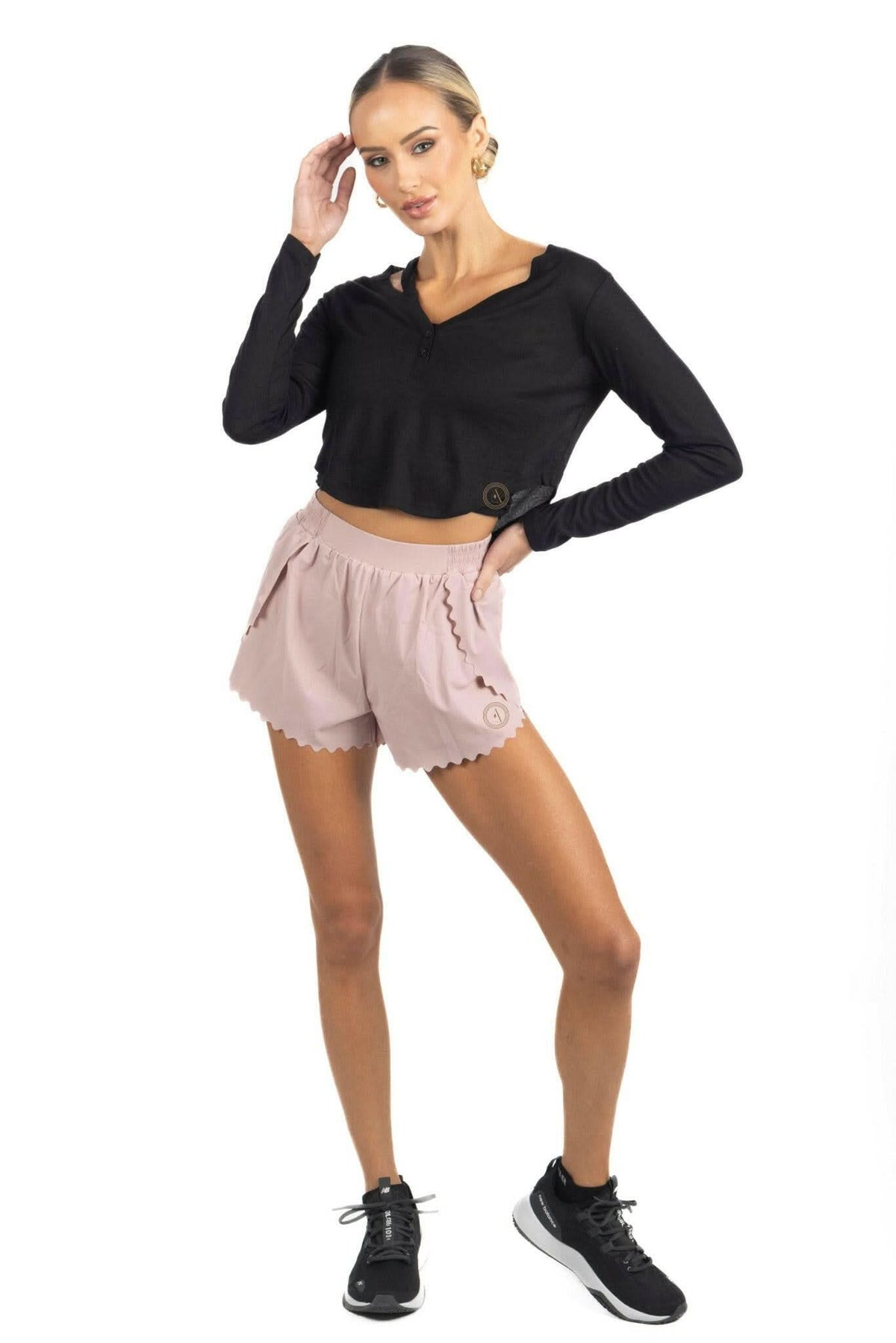 Chloe Romantic Scalloped Detailing Shorts in Soft Pink