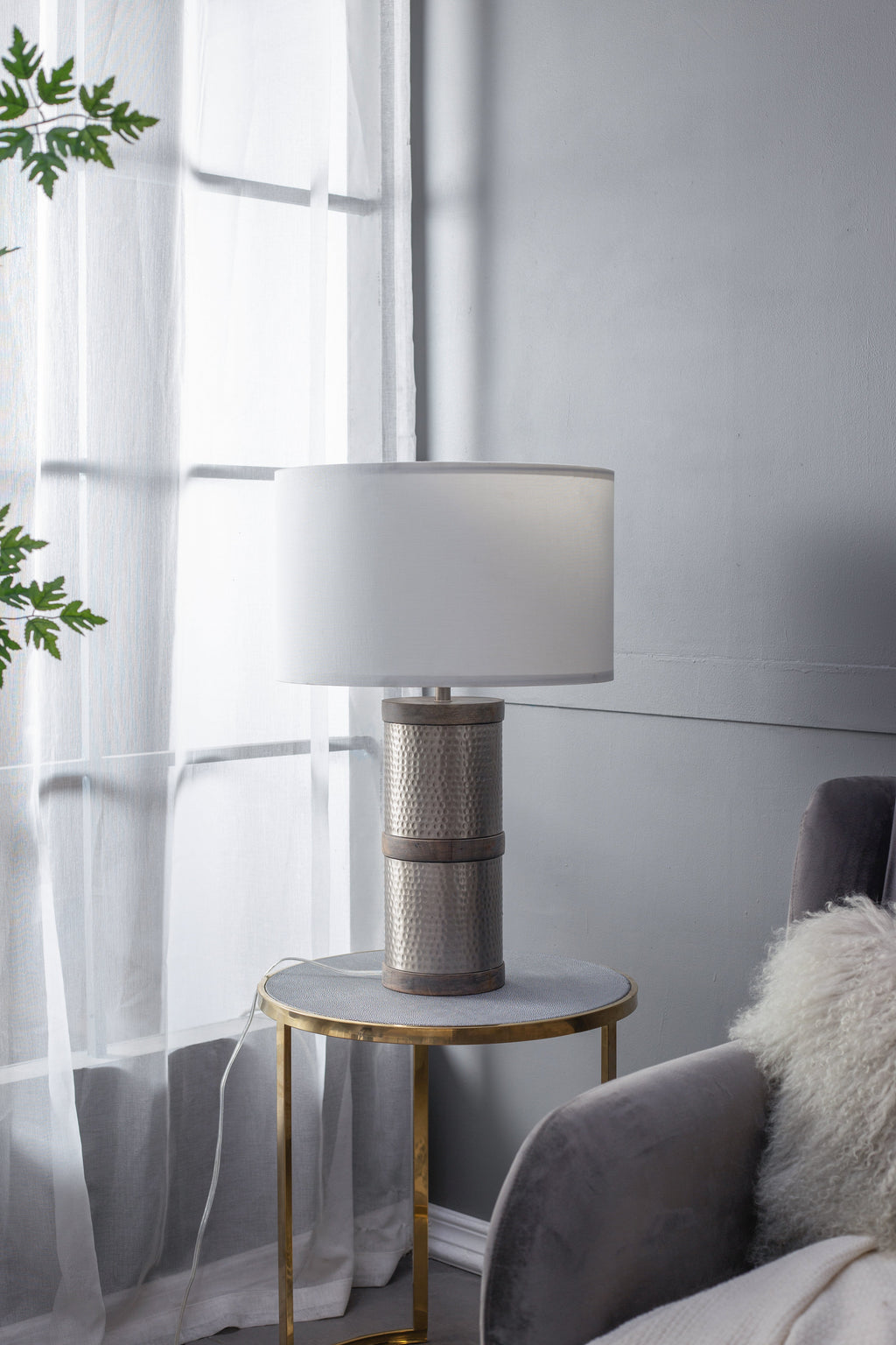 Hammered Iron Table Lamp with Mango Wood