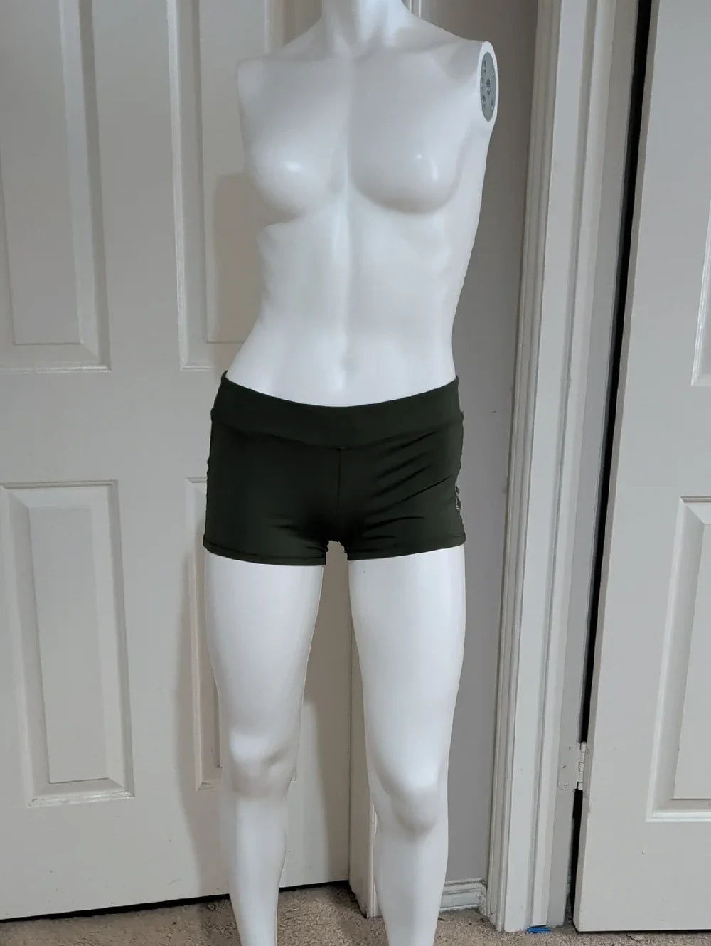Onnit Gym Women’s Olive Green Stretch Active Shorts XS