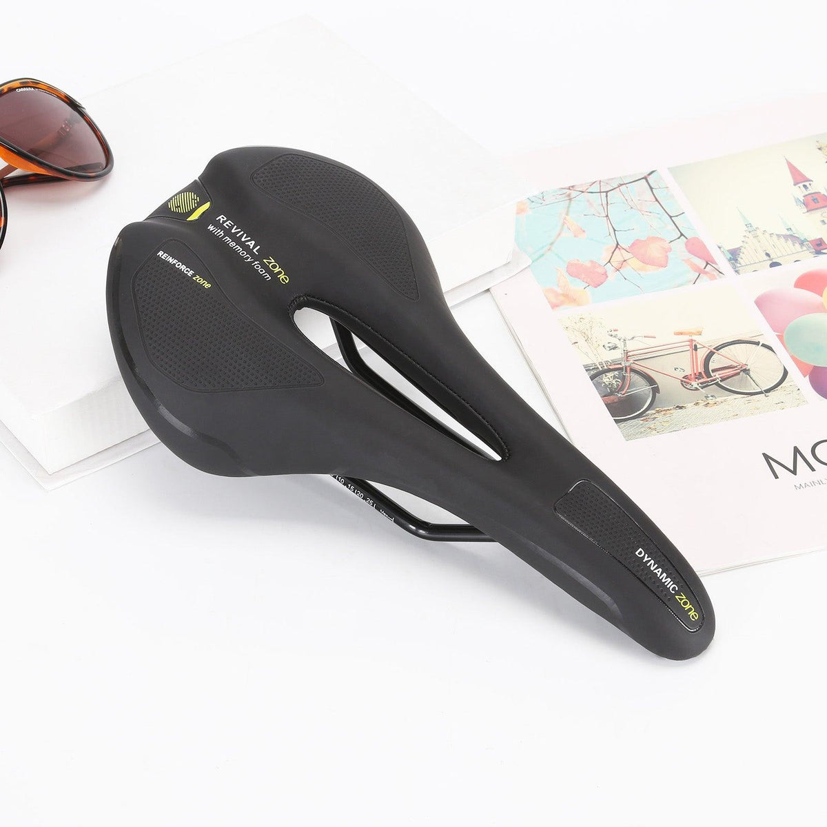 Hollow Comfort Bicycle Saddle Breathable Seat Cushion Shockproof Waterproof Ergonomics Road Bike Saddle Waterproof Replacement Bicycle Seats Comfortable Memory Foam Bikes Saddle Universal Fit For Bikes Road Bikes
